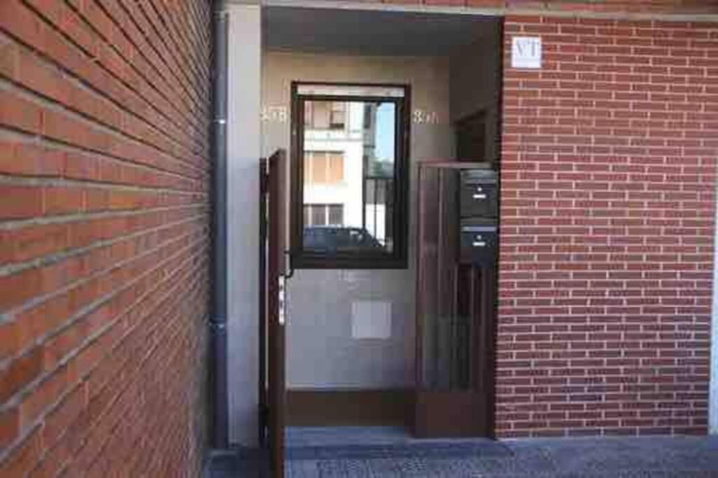 גטסו Aixerrota Apartamentos B מראה חיצוני תמונה